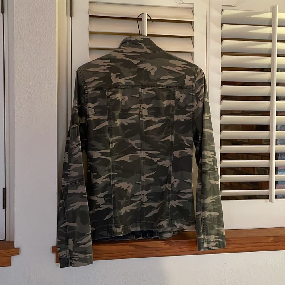 Camo jacket - Picture 3 of 3